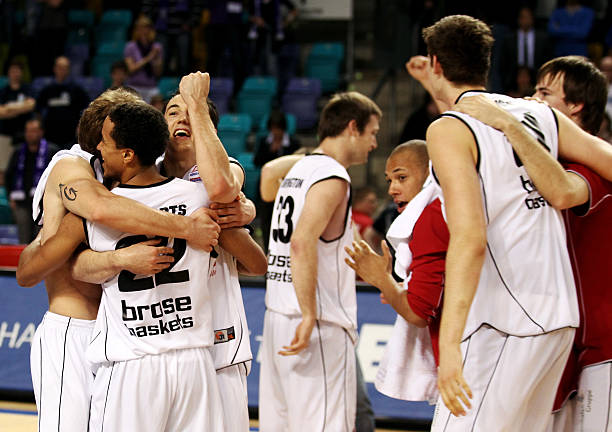 与三号位前 与三号位前