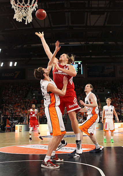 机遇与考验 机遇与考验